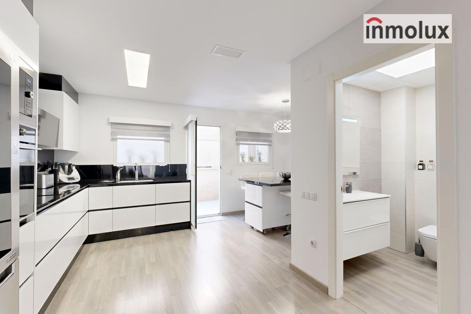 SALÓN – COCINA SALÓN - COCINA