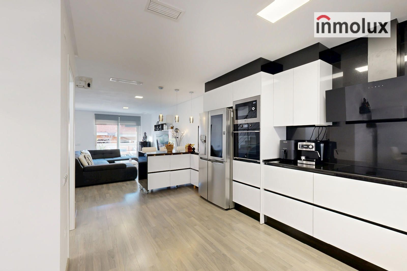 SALÓN – COCINA SALÓN - COCINA