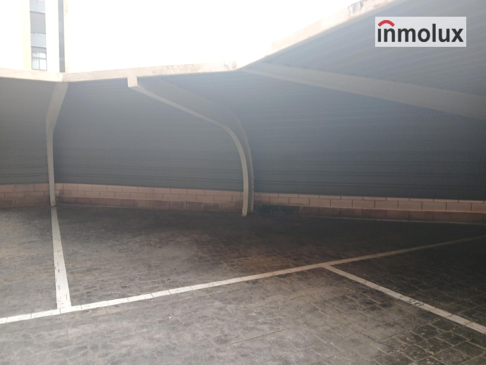 Venta Plaza de Garaje en Avenida Condomina