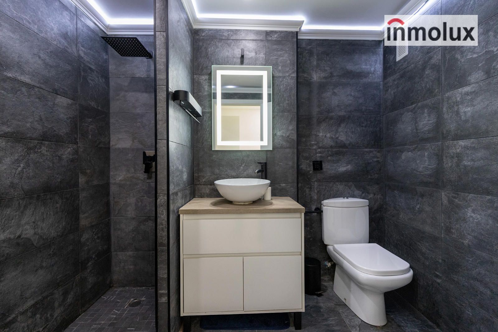 BAÑO EN SUITE