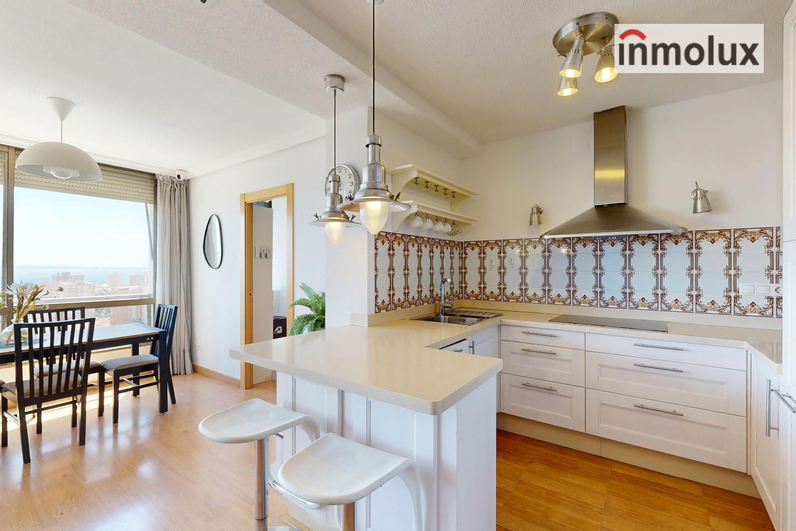 SALÓN-COCINA