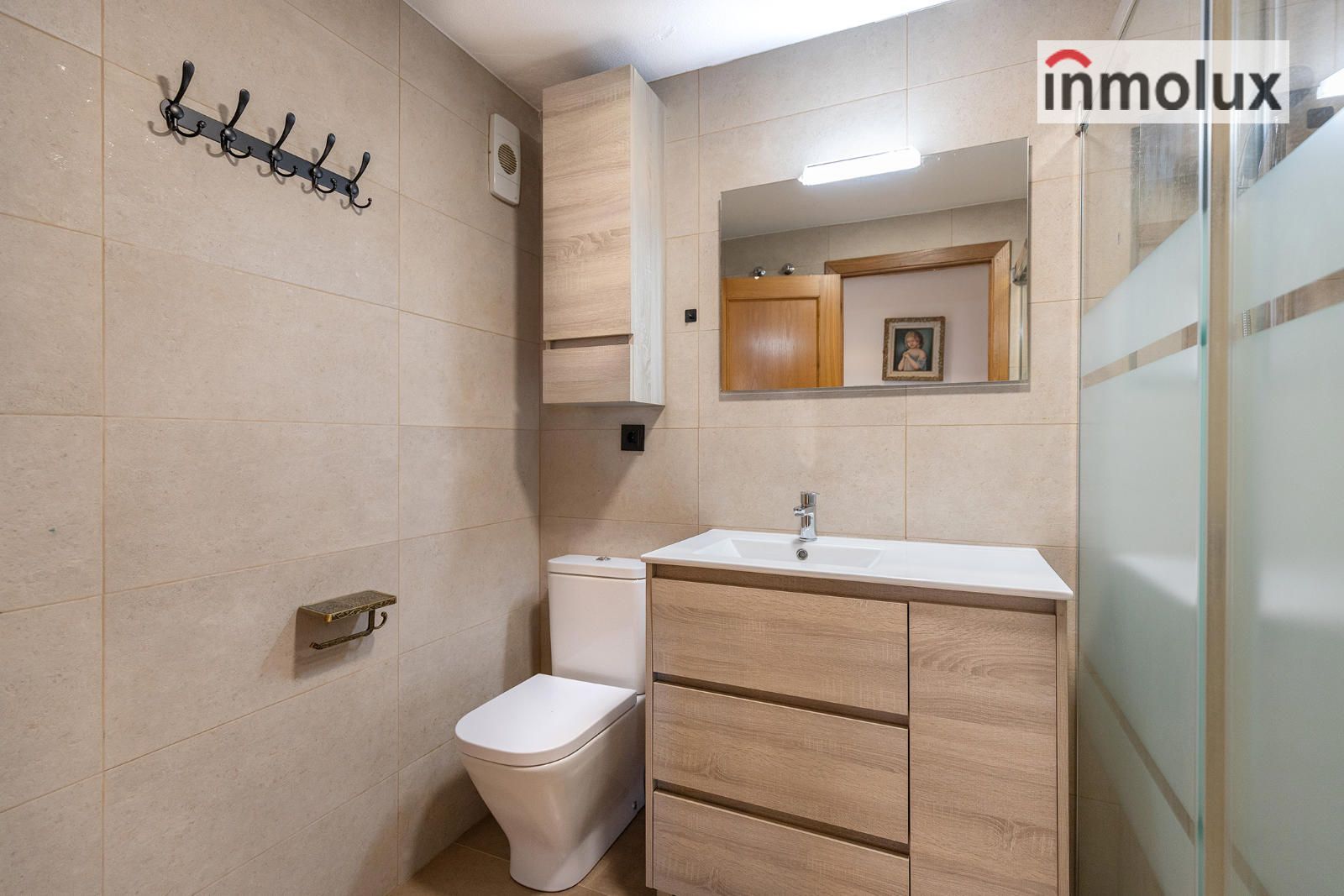 BAÑO 1 BAÑO 1