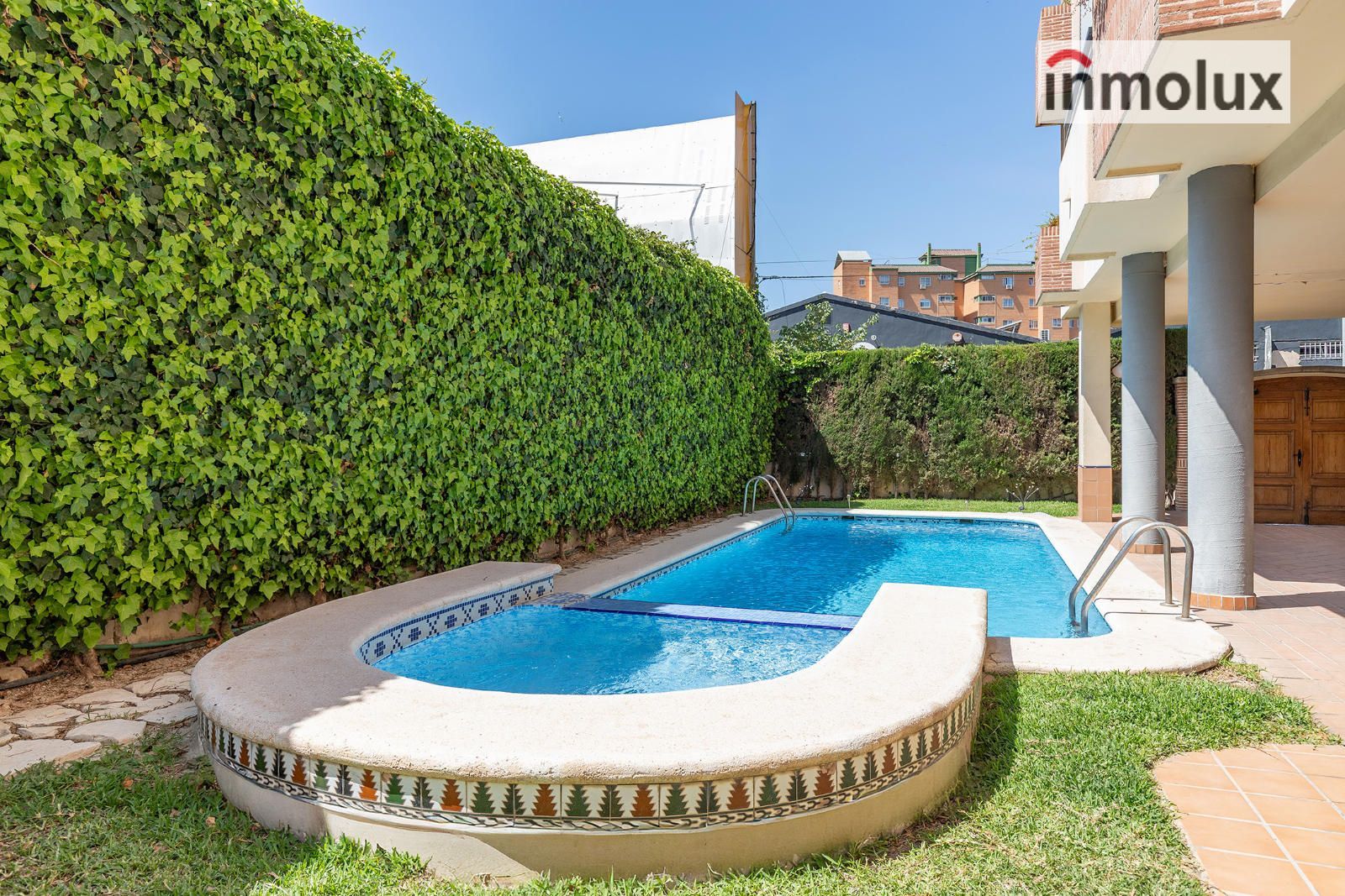 Espectacular Vivienda Reformada Babel