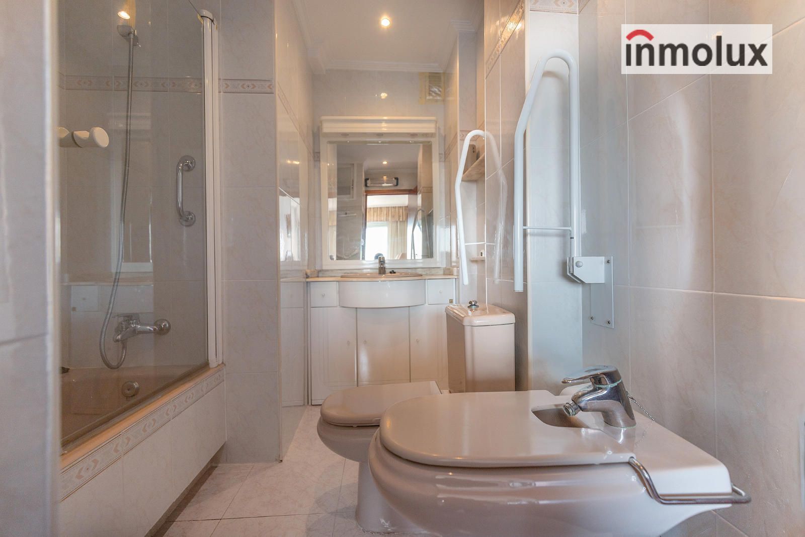 baño en suite 1